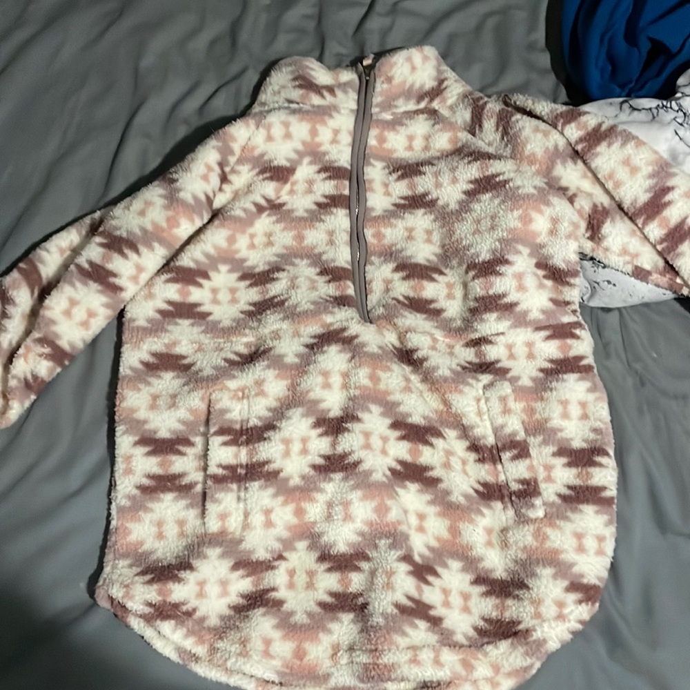 Quarter zip up